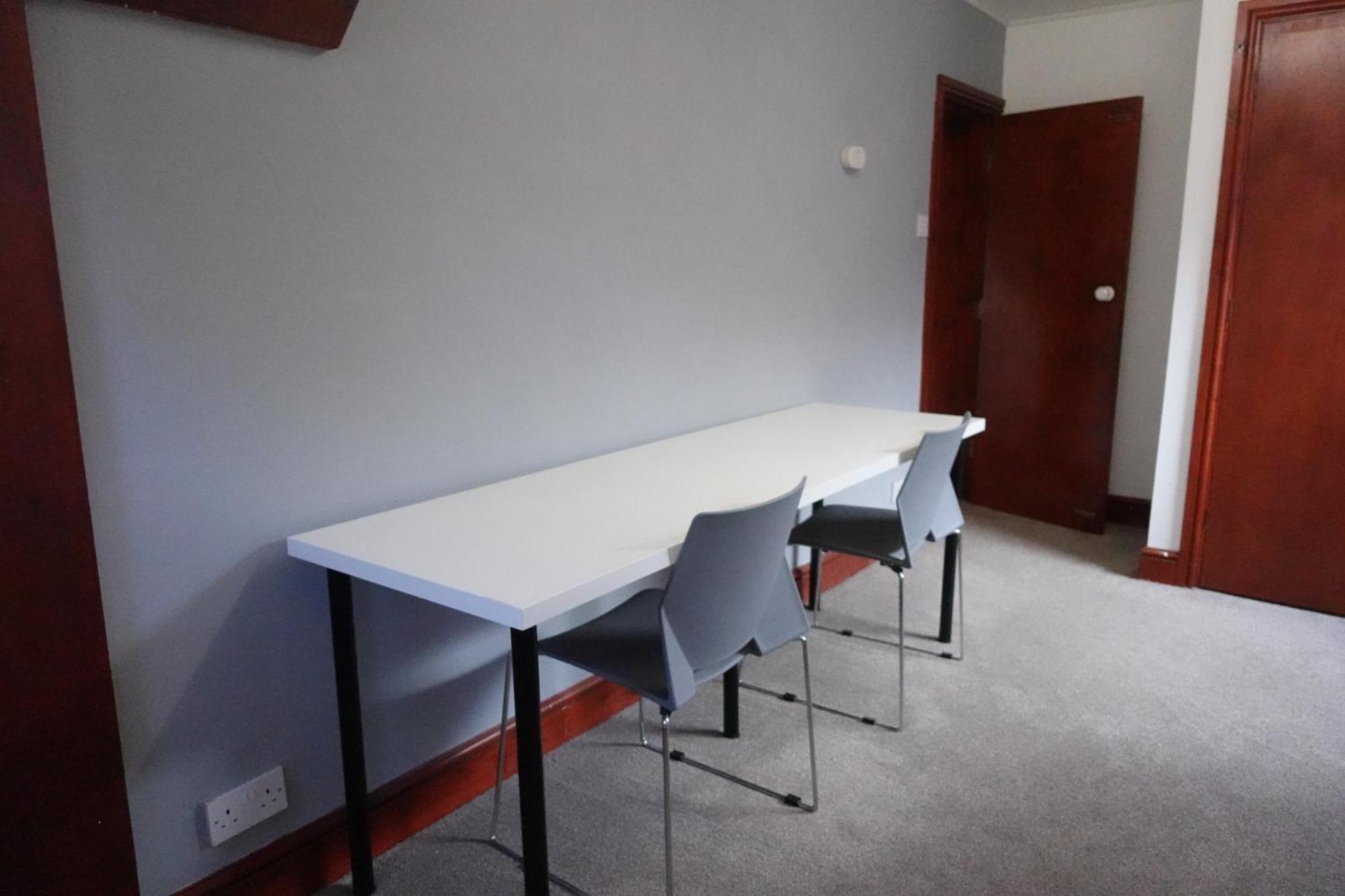 Huge 9 Bed Property Sleeps 17, Near Nec, City Centre, Hs2 Birmingham Exterior photo