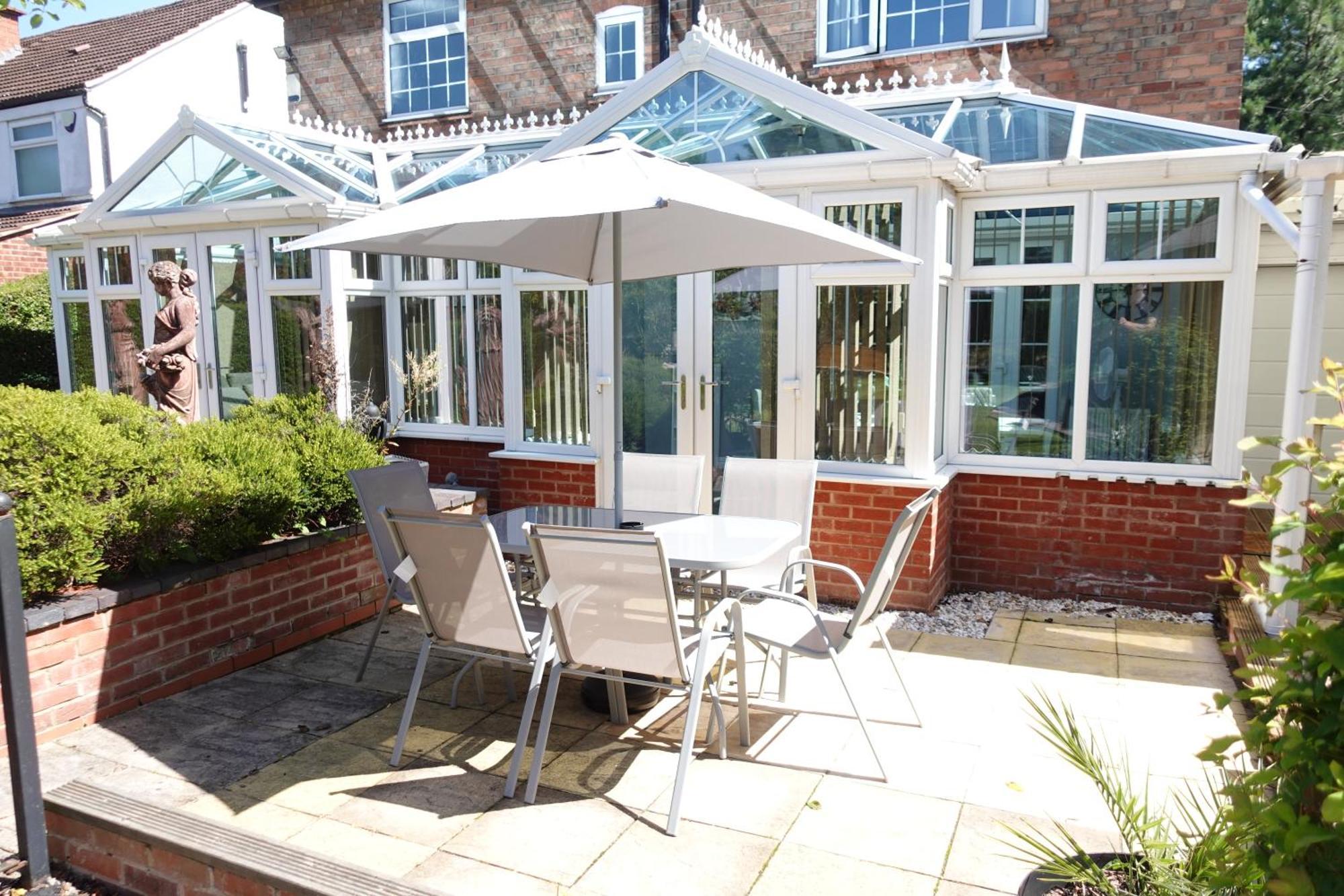Huge 9 Bed Property Sleeps 17, Near Nec, City Centre, Hs2 Birmingham Exterior photo